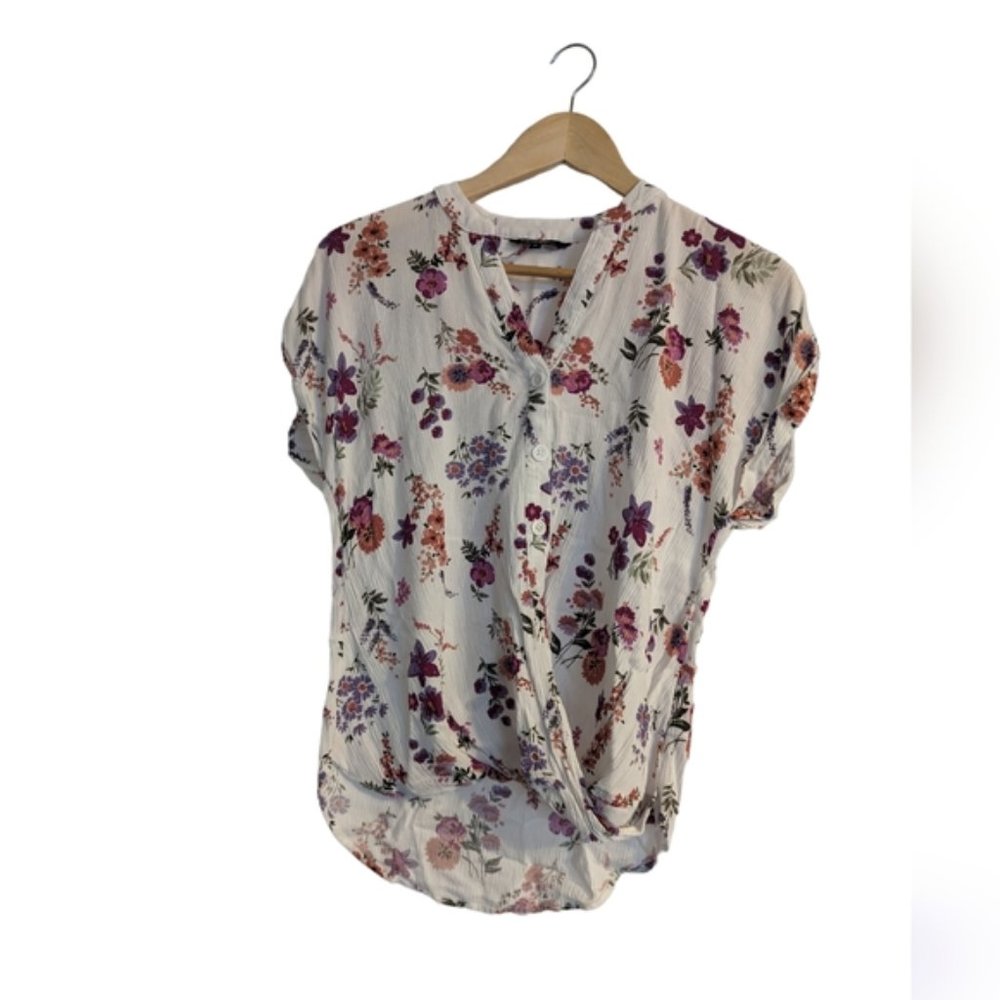 Woman's George Floral Blouse W/ Buttons- White,Pink And Purple-Size X-Small